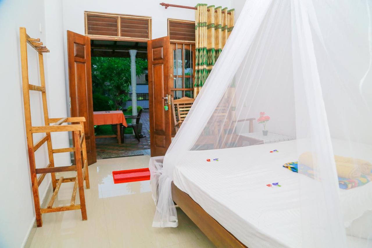 Sanda Hiru Guest Bed & Breakfast Mirissa Luaran gambar